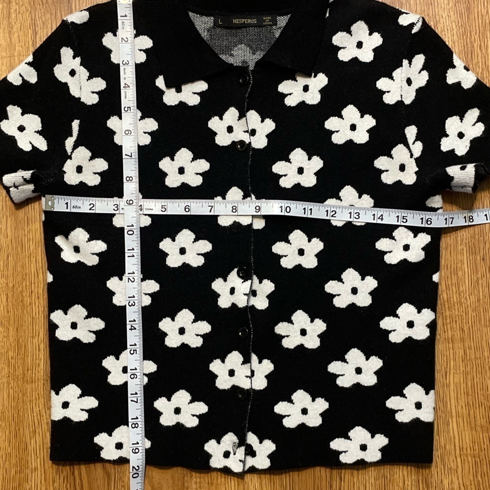 Floral collar black white button down top retro soft blouse women’s shirt - Picture 3 of 8